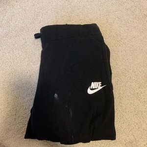 nike sweatpants/joggers